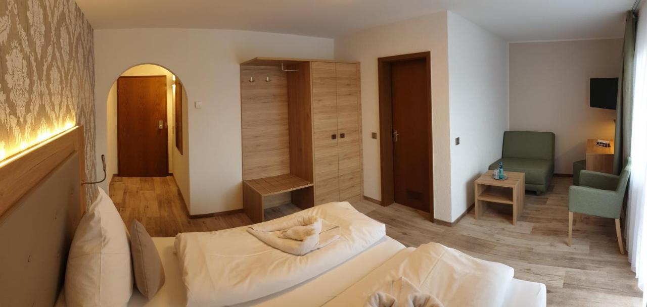 Schoenenberger Hof Orsingen-Nenzingen Room photo